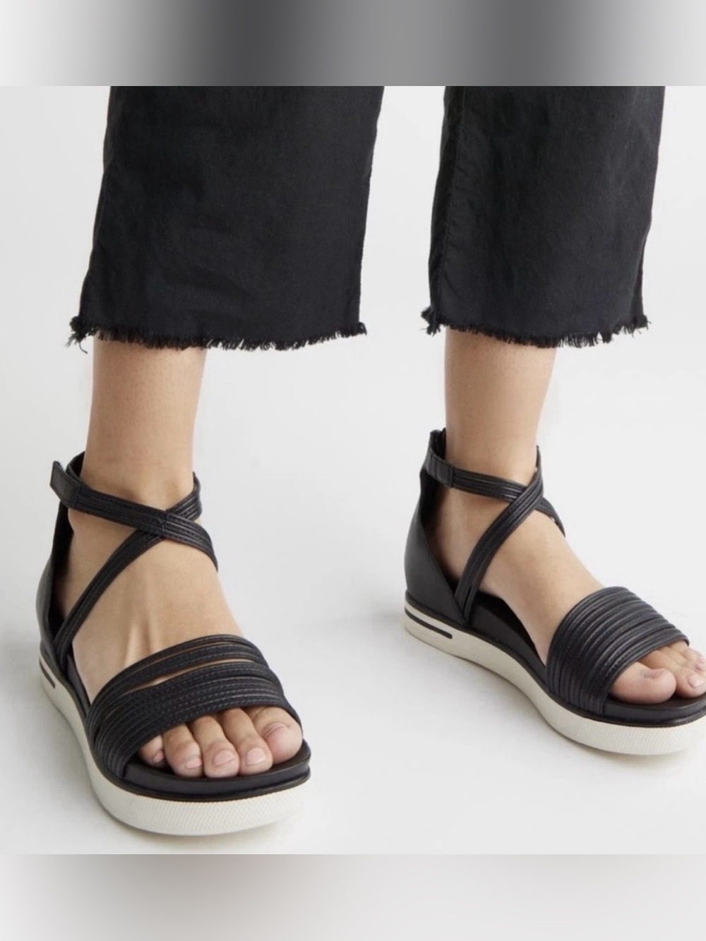 Eileen Fisher Shea Black Leather Sandals Size 6.5